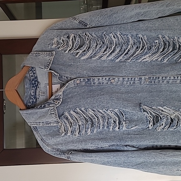 NWT Highway Jeans Jacket ❤️ - Picture 2 of 8